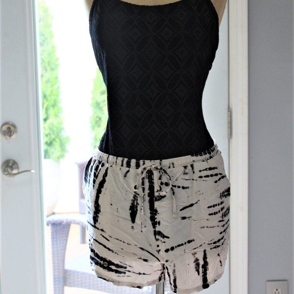 Juniors No Boundaries Shorts XL (15-17)